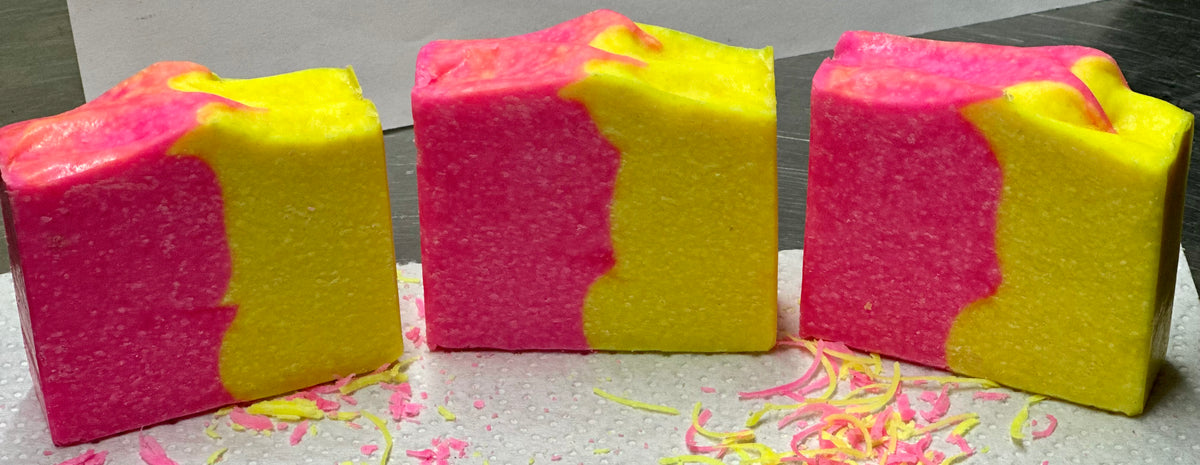 Green Clover & Aloe scented Salt Bar